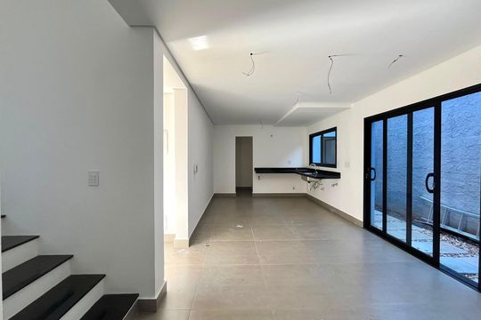Sala de casa de condomínio à venda com 3 quartos, 168m² em Chácara Primavera, Campinas