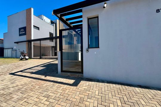 Fachada e portaria de casa de condomínio à venda com 3 quartos, 168m² em Chácara Primavera, Campinas