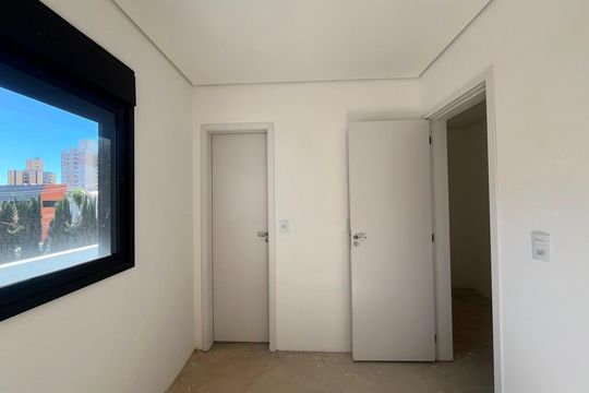 Suíte de casa de condomínio à venda com 3 quartos, 168m² em Chácara Primavera, Campinas