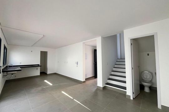 Sala de casa de condomínio à venda com 3 quartos, 168m² em Chácara Primavera, Campinas