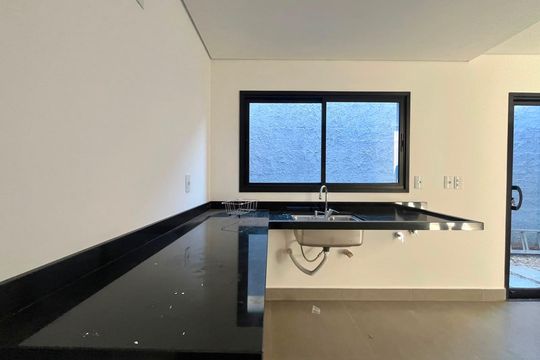Cozinha de casa de condomínio à venda com 3 quartos, 168m² em Chácara Primavera, Campinas