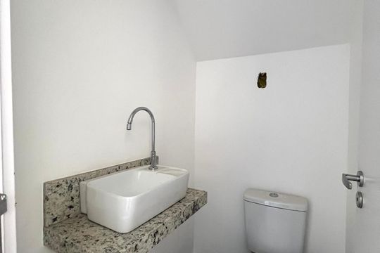 Lavabo de casa de condomínio à venda com 3 quartos, 168m² em Chácara Primavera, Campinas