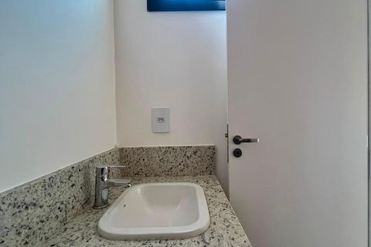 Banheiro da Suíte 1 de casa de condomínio à venda com 3 quartos, 168m² em Chácara Primavera, Campinas