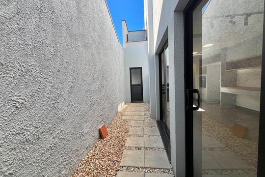 Quintal de casa de condomínio à venda com 3 quartos, 168m² em Chácara Primavera, Campinas