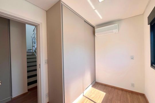 Suíte 2 de casa de condomínio à venda com 3 quartos, 168m² em Chácara Primavera, Campinas