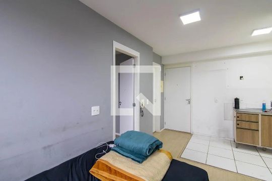 Apartamento para alugar com 2 quartos, 36m² em Vila das Bandeiras, Guarulhos