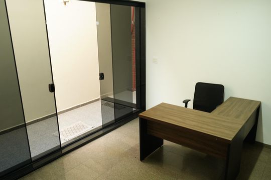 Sala 2 de casa para alugar com 3 quartos, 400m² em Vila Nova Manchester, São Paulo