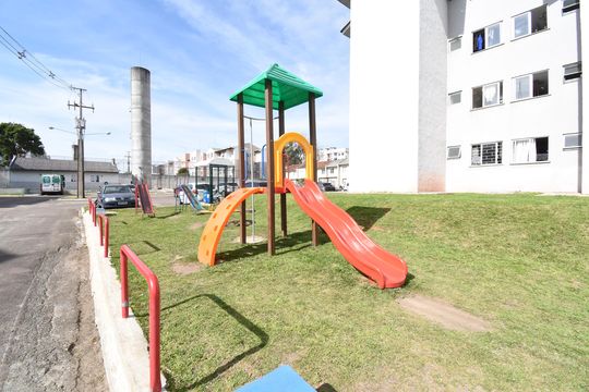 Área comum - Playground de apartamento para alugar com 2 quartos, 47m² em Santo Antônio, São José dos Pinhais