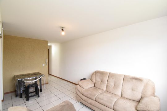 Sala de apartamento para alugar com 2 quartos, 47m² em Santo Antônio, São José dos Pinhais
