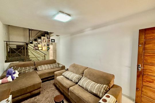 Casa à venda com 2 quartos, 100m² em Jardim Maringa, São Paulo