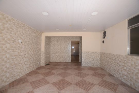 Casa à venda com 4 quartos, 416m² em Jardim Sulacap, Rio de Janeiro