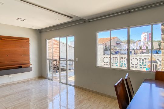 Casa para alugar com 2 quartos, 90m² em Vila Ré, São Paulo