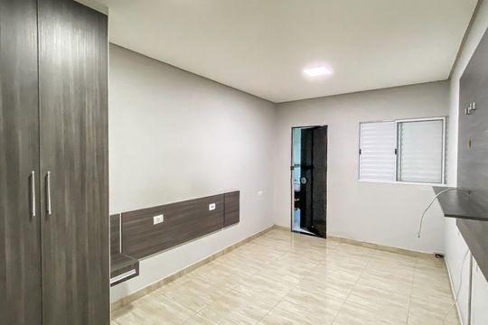 Suite  de casa para alugar com 2 quartos, 90m² em Vila Ré, São Paulo