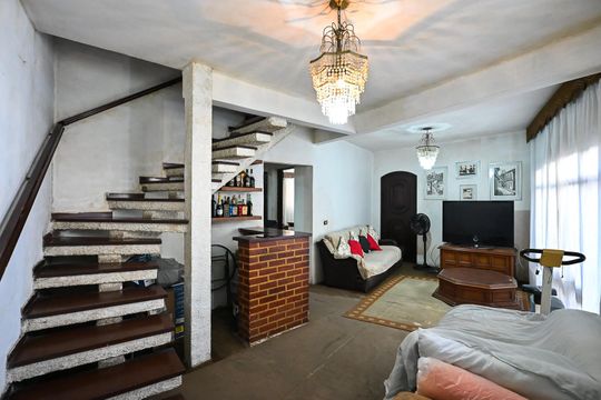 Casa à venda com 4 quartos, 218m² em Real Parque, São Paulo