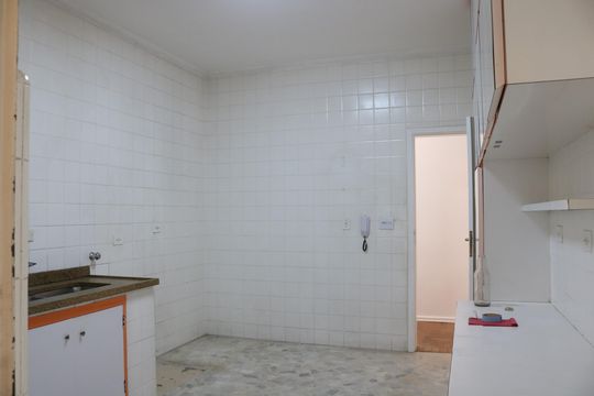 Cozinha de apartamento para alugar com 3 quartos, 140m² em Perdizes, São Paulo