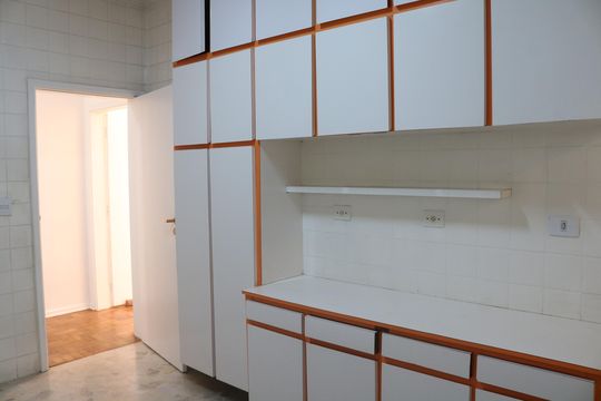 Cozinha de apartamento para alugar com 3 quartos, 140m² em Perdizes, São Paulo
