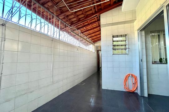 Quintal de casa à venda com 3 quartos, 154m² em Jabaquara, São Paulo