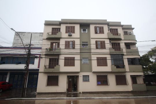 Fachada de apartamento à venda com 2 quartos, 56m² em Navegantes, Porto Alegre