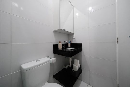 Banheiro de apartamento à venda com 2 quartos, 33m² em Penha de França, São Paulo