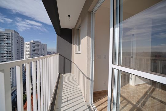 Varanda da Sala de apartamento à venda com 2 quartos, 38m² em Jardim Maringa, São Paulo