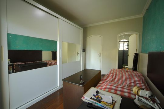 Suíte  de casa à venda com 3 quartos, 221m² em Vila Jordanopolis, São Bernardo do Campo