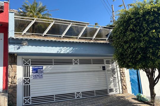 Casa à venda com 3 quartos, 221m² em Vila Jordanopolis, São Bernardo do Campo