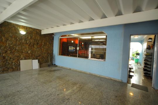 Garagem  de casa à venda com 3 quartos, 221m² em Vila Jordanopolis, São Bernardo do Campo