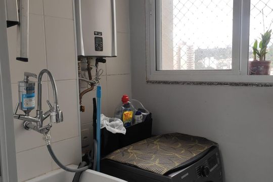 Área de serviço de apartamento para alugar com 3 quartos, 65m² em Centro, Jundiaí