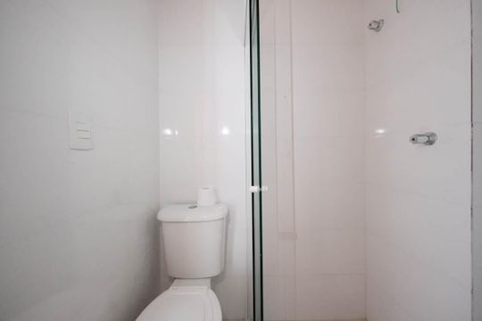 Banheiro de apartamento à venda com 2 quartos, 34m² em Cidade Líder, São Paulo