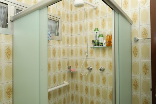 Banheiro de casa à venda com 3 quartos, 225m² em Jardim Sao Vicente, São Paulo