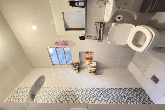 Banheiro Social de casa para alugar com 3 quartos, 65m² em Bela Vista, Contagem