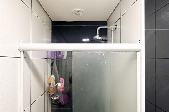Banheiro Social de apartamento à venda com 2 quartos, 52m² em Nova Petrópolis, São Bernardo do Campo