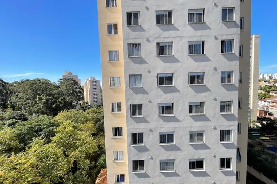 Vista de apartamento à venda com 2 quartos, 33m² em Jardim Celeste, São Paulo
