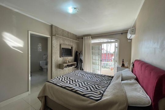 Casa para alugar com 3 quartos, 240m² em Cristo Rei, São Leopoldo