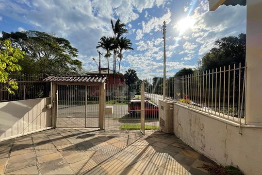 Casa para alugar com 3 quartos, 240m² em Cristo Rei, São Leopoldo