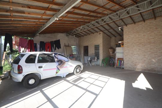 Ga de casa à venda com 3 quartos, 150m² em Guajuviras, Canoas