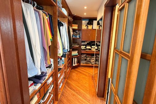 Closet de casa de condomínio à venda com 4 quartos, 400m² em Tucuruvi, São Paulo