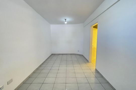 Sala de casa à venda com 2 quartos, 90m² em Jardim Alvorada (zona Oeste), São Paulo