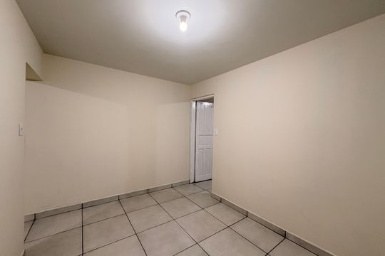 Casa para alugar com 1 quarto, 50m² em Jardim Estadio, Jundiaí
