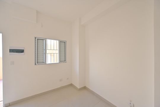 Sala/Quarto de kitnet/studio para alugar com 1 quarto, 20m² em Planalto Paulista, São Paulo