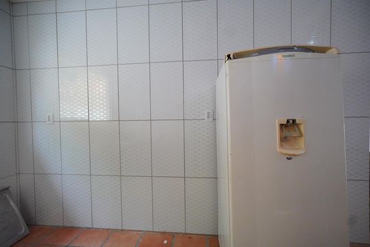 Cozinha de casa para alugar com 3 quartos, 240m² em Campeche, Florianópolis
