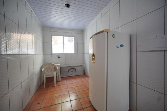 Cozinha de casa para alugar com 3 quartos, 240m² em Campeche, Florianópolis