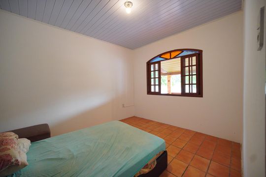 Suíte 3 de casa para alugar com 3 quartos, 240m² em Campeche, Florianópolis