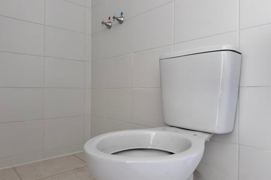 Suíte - Banheiro de apartamento à venda com 3 quartos, 60m² em Barra da Tijuca, Rio de Janeiro