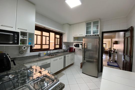 Casa à venda com 3 quartos, 175m² em Rio Pequeno, São Paulo