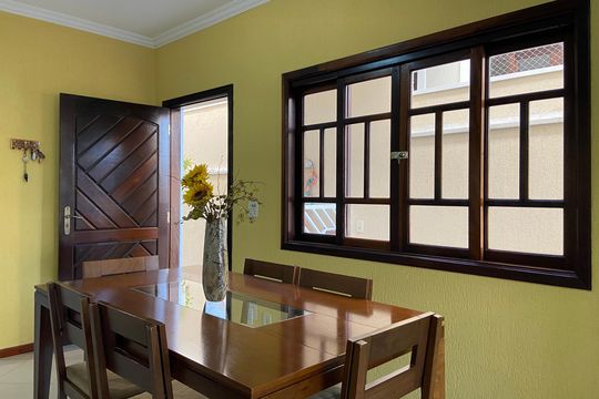 Sala de casa à venda com 3 quartos, 175m² em Rio Pequeno, São Paulo