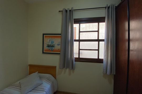 Quarto 2 de casa à venda com 3 quartos, 175m² em Rio Pequeno, São Paulo
