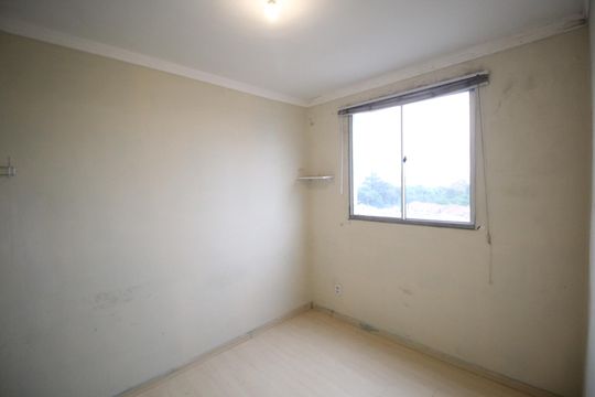 Quarto 1 de apartamento para alugar com 2 quartos, 46m² em Parque Santa Fé, Porto Alegre