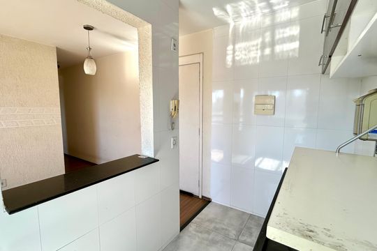 Cozinha de apartamento para alugar com 2 quartos, 48m² em Ponte Grande, Guarulhos
