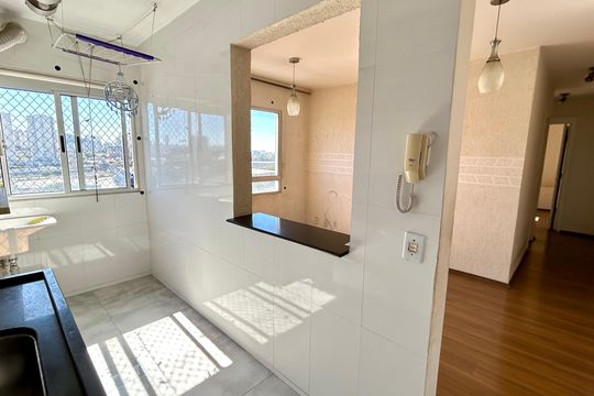 Cozinha de apartamento para alugar com 2 quartos, 48m² em Ponte Grande, Guarulhos